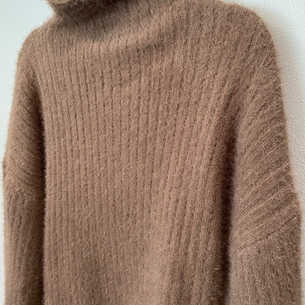 Cozy Brown Turtleneck Cropped Balloon Sleeve Sweater